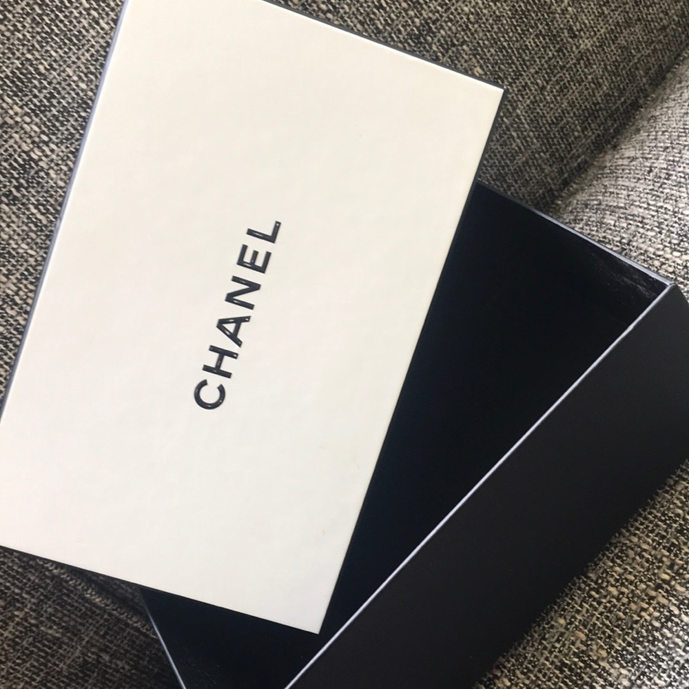Chanel empty box